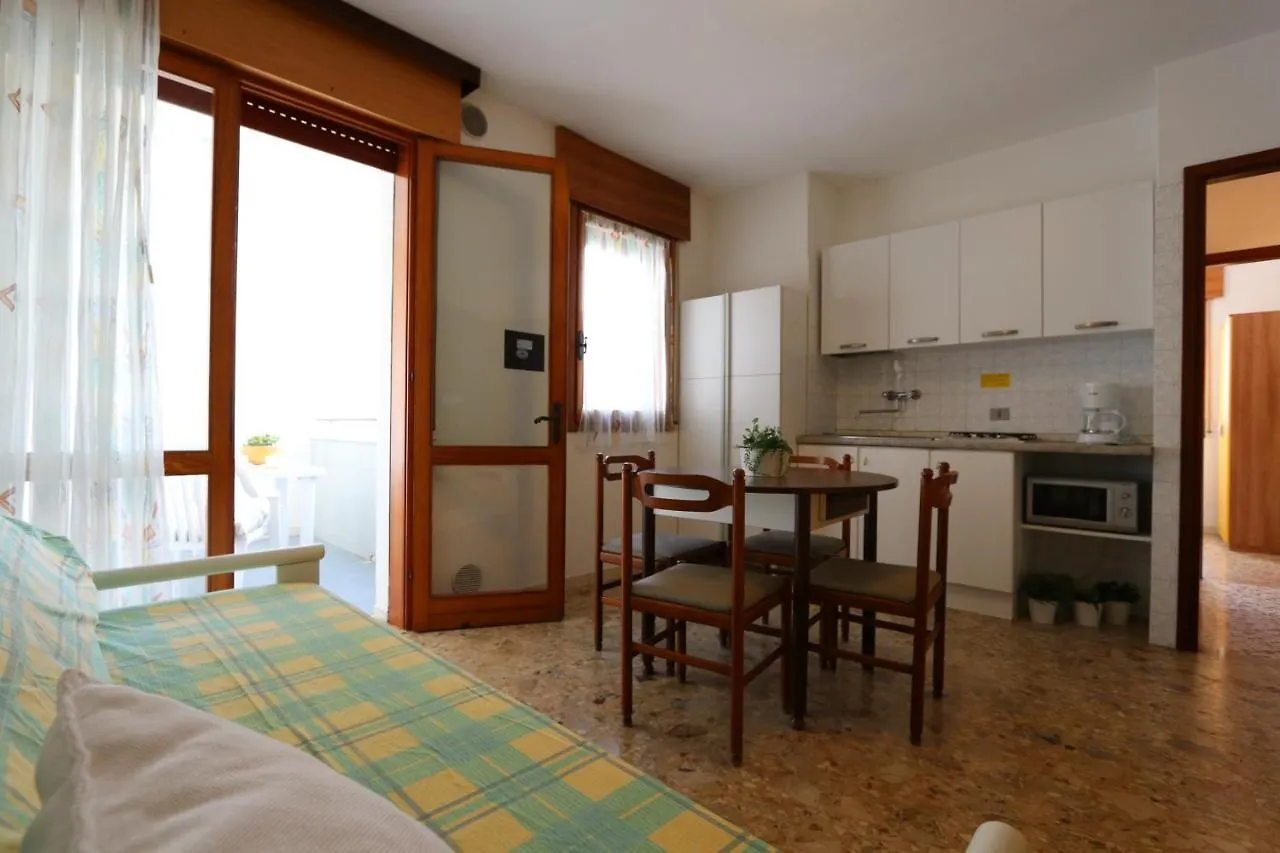 Appartamenti Fiordalisi Bibione 0*,  Italien