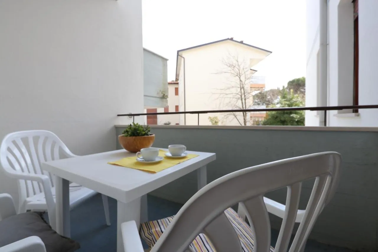 Apartment Appartamenti Fiordalisi Bibione Italien